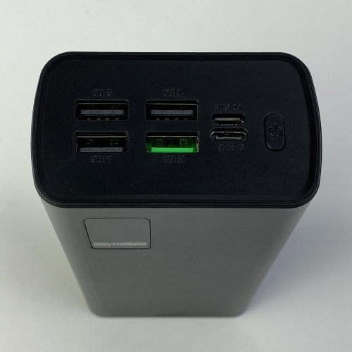 Павербанк Myers Power PB-30000FCємністю 30 000 мАг  