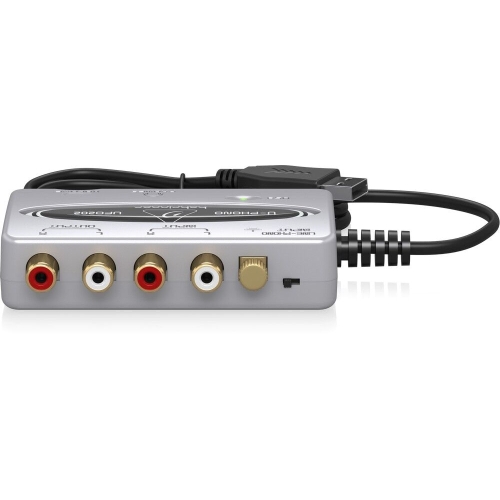 Звукова карта Behringer UFO202